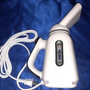 Portable Garment Steamer
